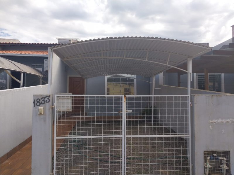 Casa Geminada - Venda - Caador - Capivari de Baixo - SC