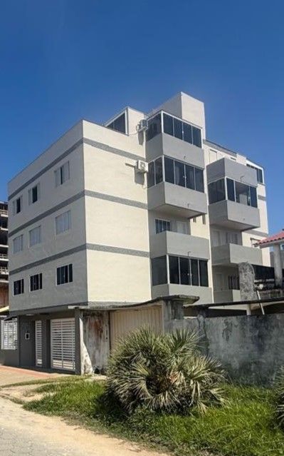Apartamento - Venda - Mar Grosso - Laguna - SC